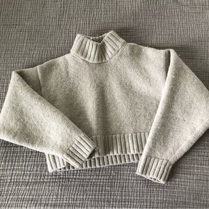 Aritzia Wilifred Free Child Girl's Harper Sweater Medium